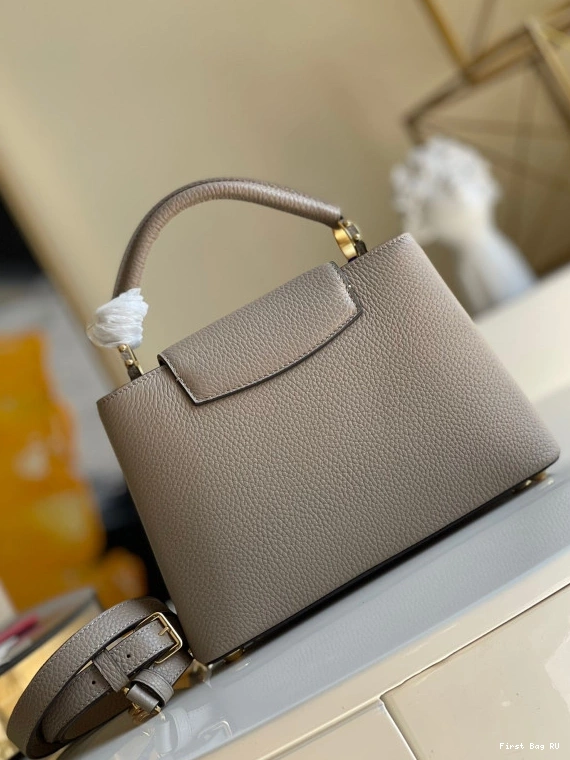 First bags ru reviews VUITTON LOUIS CAPUCINES BB 0812